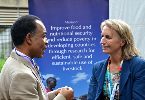 UNEP'sBensadaAndFionaFlintonAtUNEA-2_Cropped