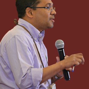 Sam Thevasagayam of the Gates Foundation receives the Royal College of Veterinary Surgeons’ 2019 International&nbsp;Award