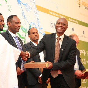 ILRI technology upscaling program recognized for supporting the Ethiopian poultry sector